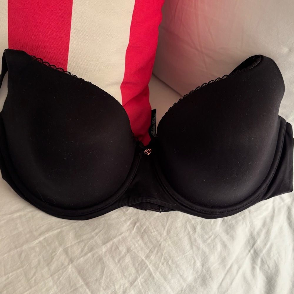 Victoria’s Secret, “ Body by Victoria” size 38D lined, Demi bra